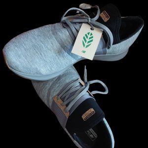 New Balance Dynasoft Nergize V3 in Grey/Black